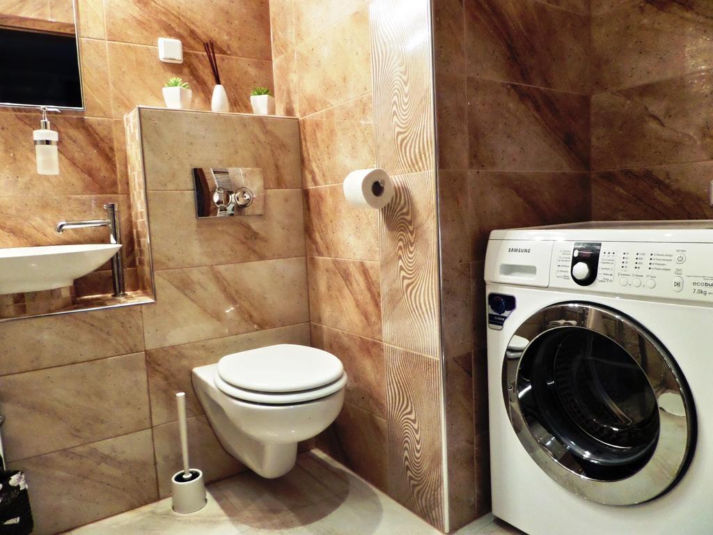 Apartamenty Silver Premium 바르샤바 객실 사진